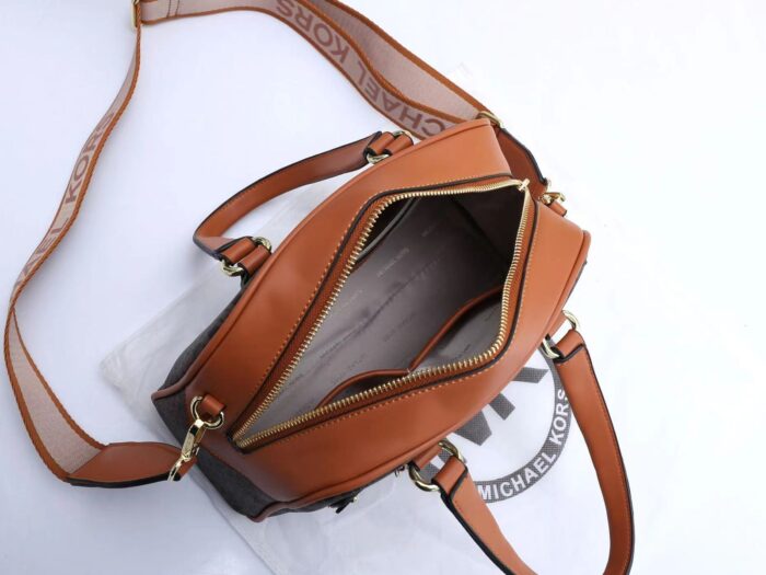 Leather Small Shoulder Bag - Image 4